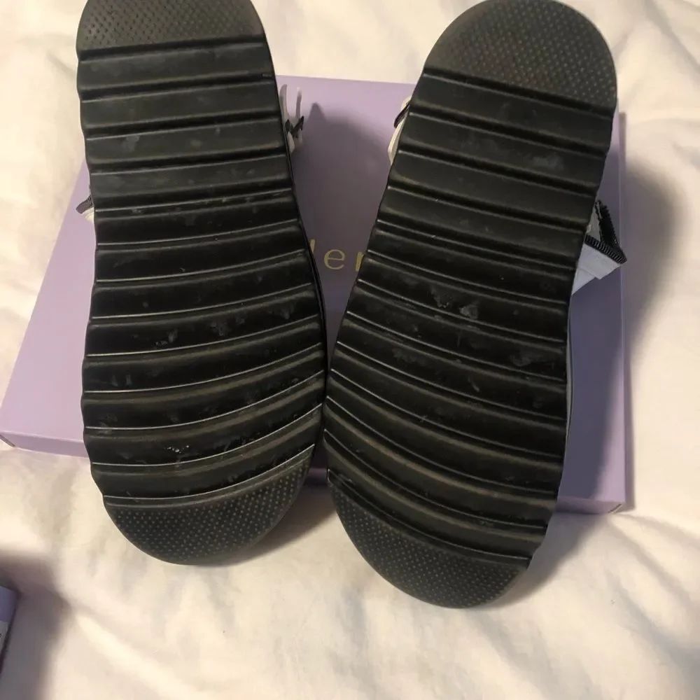 Madden Girl White Fisherman Sandals - Picture 3 of 7